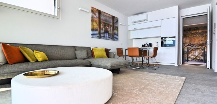 Апартаменты у озера Комо, Италия, 75 м2