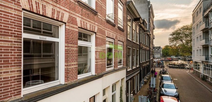 Апартаменты в Амстердаме, Нидерланды, 49 м2