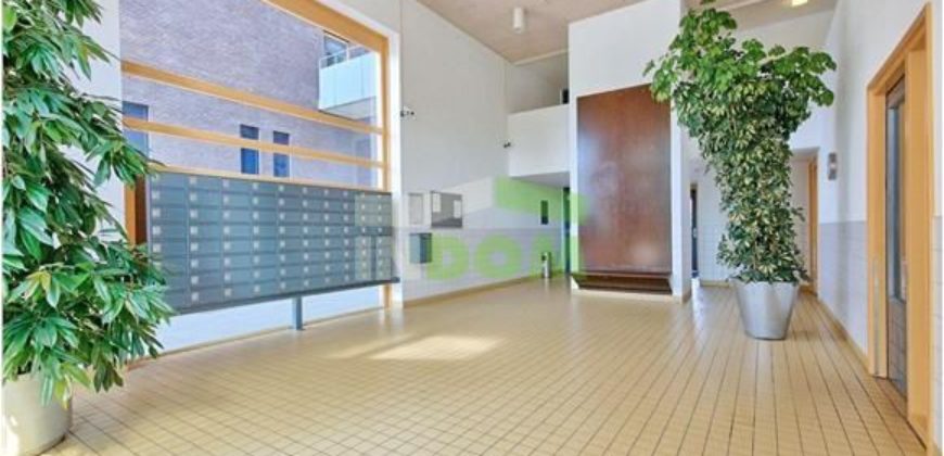Апартаменты в Амстердаме, Нидерланды, 96 м2