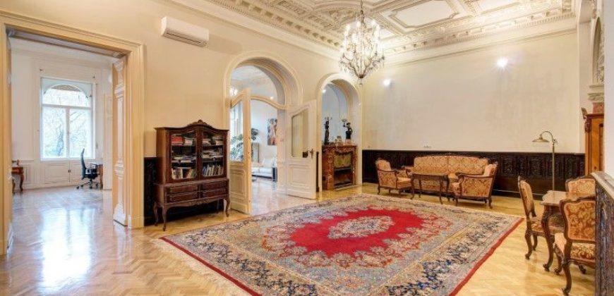 Апартаменты в Будапеште, Венгрия, 370 м2