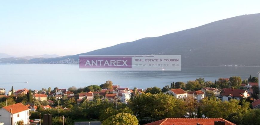 Апартаменты в Дженовичах, Черногория, 66 м2