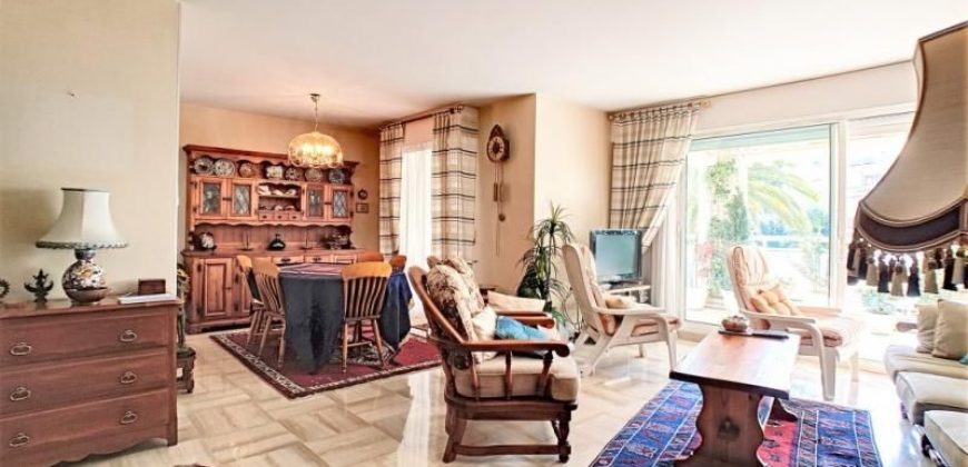 Апартаменты в Каннах, Франция, 104 м2