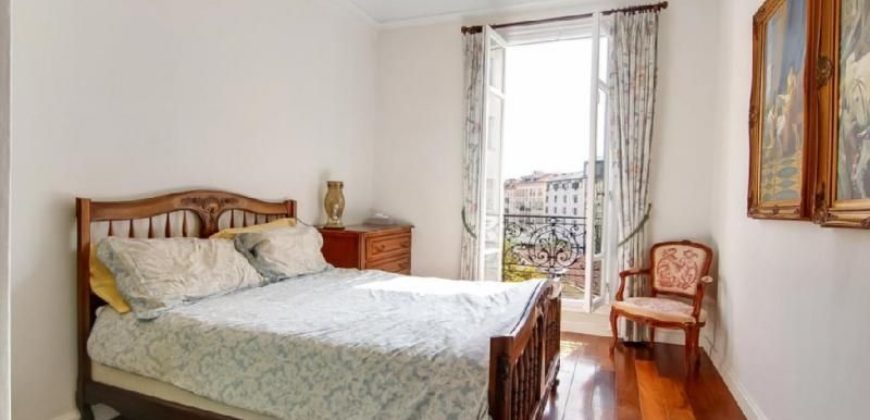 Апартаменты в Ницце, Франция, 76 м2