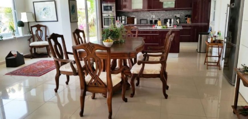 Дом в Аланье, Турция, 330 м2