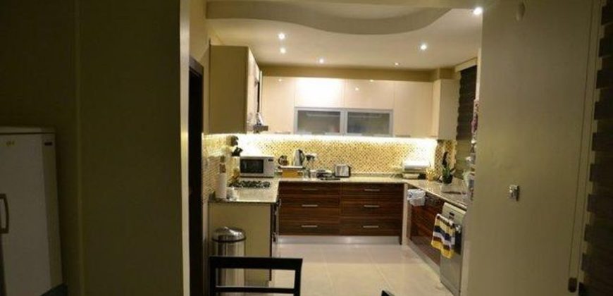 Дом в Анталии, Турция, 300 м2