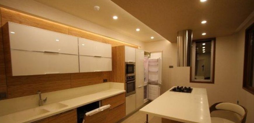 Дом в Анталии, Турция, 350 м2