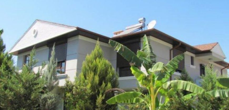 Дом в Анталии, Турция, 400 м2