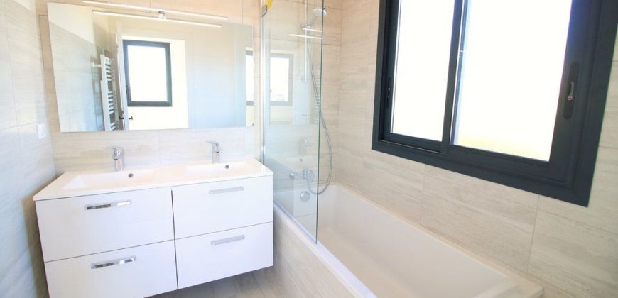 Дом в Кап д’Антибе, Франция, 250 м2