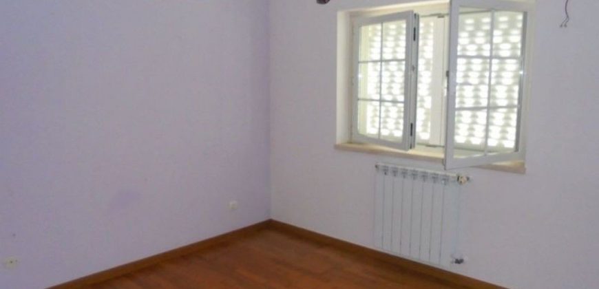 Дом в Лиссабоне, Португалия, 175 м2