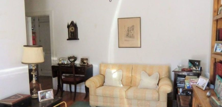 Дом в Лиссабоне, Португалия, 250 м2