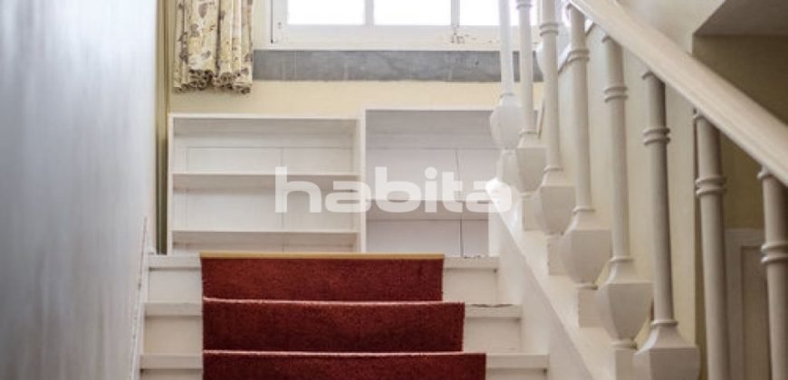 Дом в Лиссабоне, Португалия, 338 м2