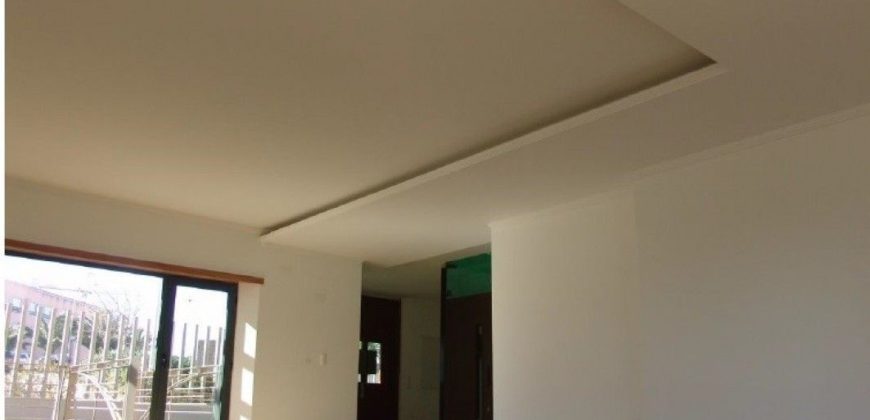 Дом в Лиссабоне, Португалия, 393 м2
