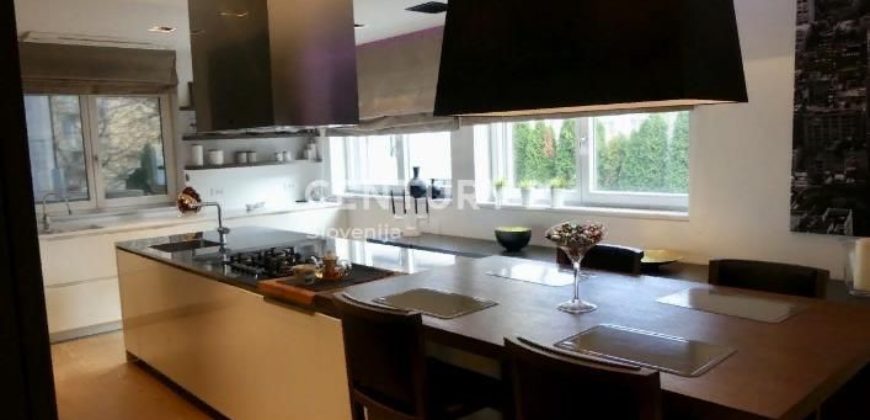 Дом в Любляне, Словения, 530 м2
