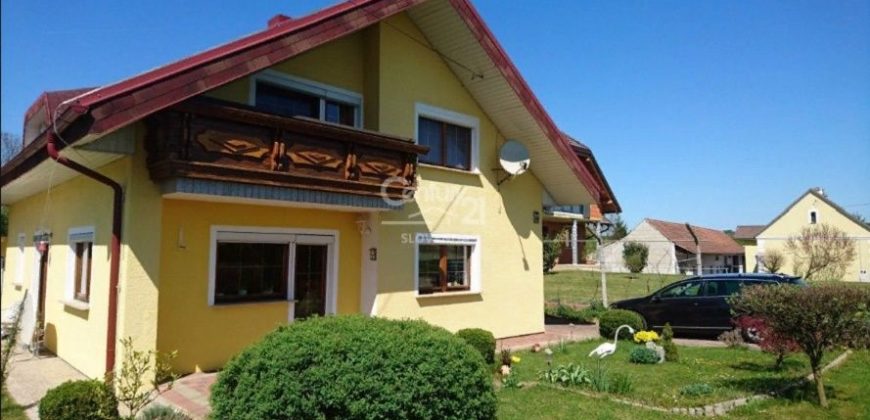 Дом в Мурска-Соботе, Словения, 215 м2