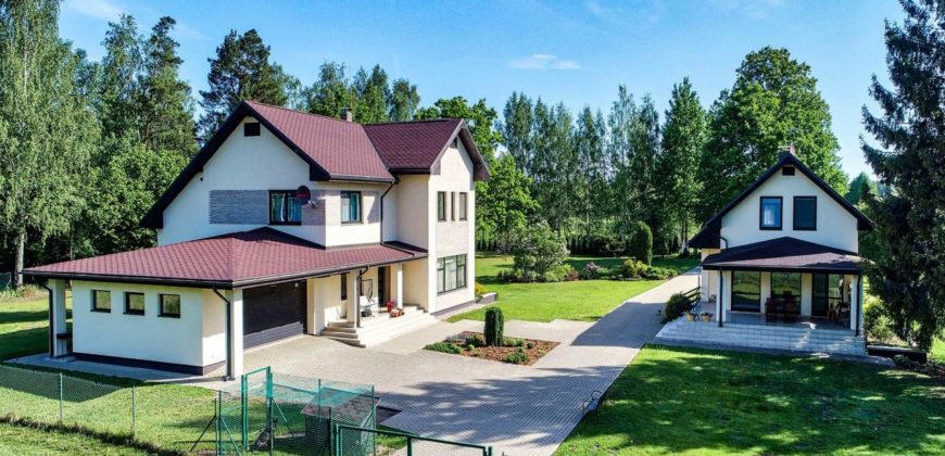 Дом в Рижском крае, Латвия, 412 м2
