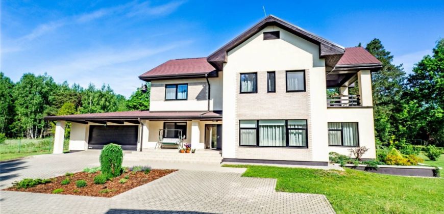 Дом в Рижском крае, Латвия, 412 м2