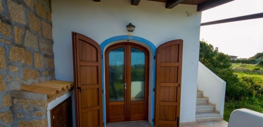 Дом в Санта-Тереза-Галлура, Италия, 98 м2