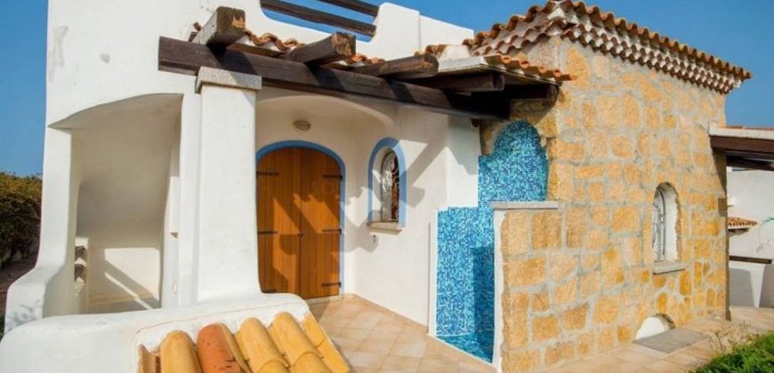 Дом в Санта-Тереза-Галлура, Италия, 98 м2
