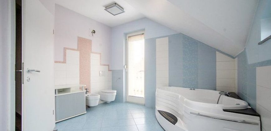 Дом в Водице, Словения, 236 м2