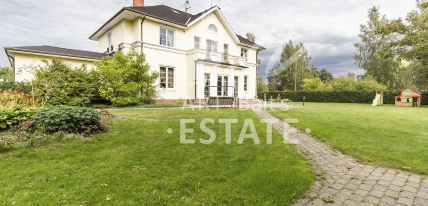 Дом в Юрмале, Латвия, 360 м2