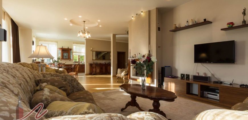 Дом в Юрмале, Латвия, 380 м2