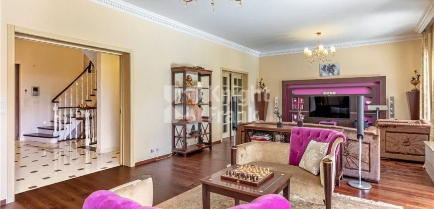 Дом в Женеве, Швейцария, 540 м2