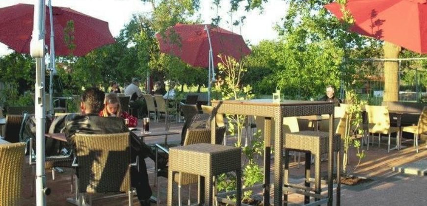Кафе, ресторан в Нижней Саксонии, Германия, 1100 м2