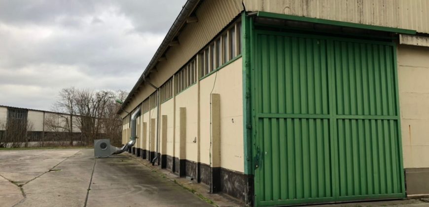 Коммерческая недвижимость в Бранденбурге, Германия, 8880 м2