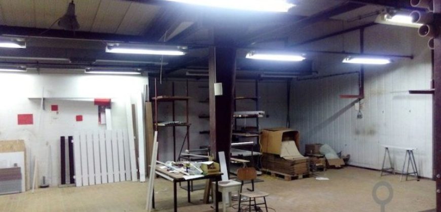 Коммерческая недвижимость в Гросупле, Словения, 2500 м2