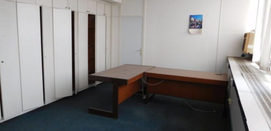 Коммерческая недвижимость в Любляне, Словения, 405 м2