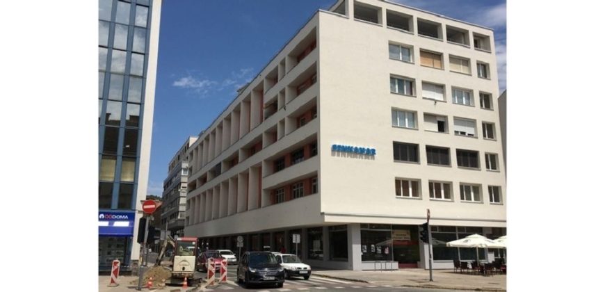 Коммерческая недвижимость в Мариборе, Словения, 874 м2