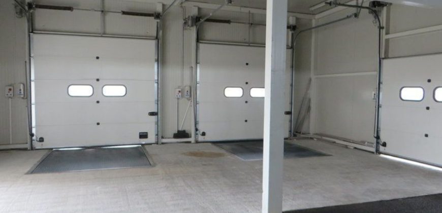 Коммерческая недвижимость в Сежане, Словения, 7472 м2