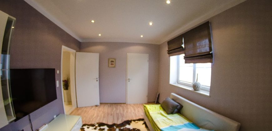 Коммерческая недвижимость в Южной Баварии, Германия, 852 м2
