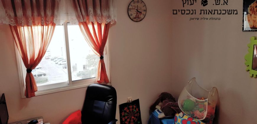 Квартира в Ашдоде, Израиль, 100 м2