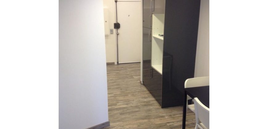 Квартира в Эшториле, Португалия, 47 м2