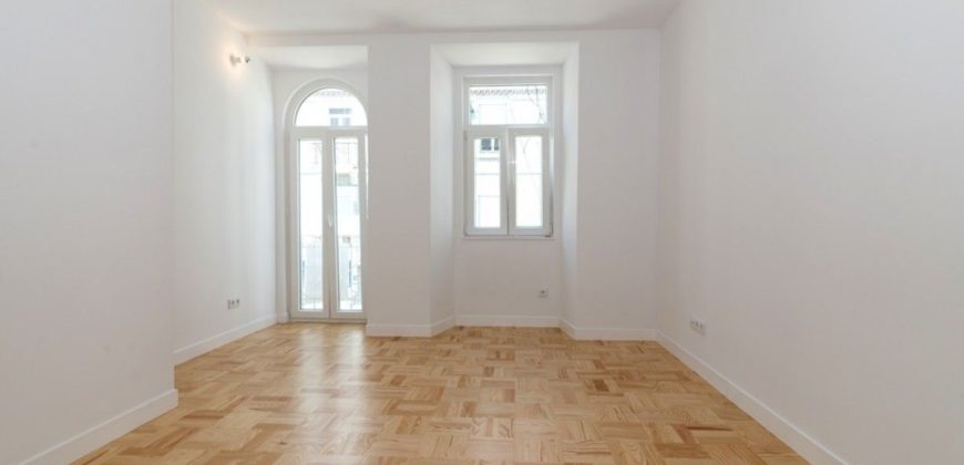 Квартира в Лиссабоне, Португалия, 128 м2