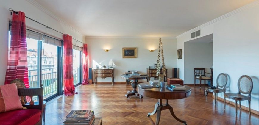 Квартира в Лиссабоне, Португалия, 148 м2
