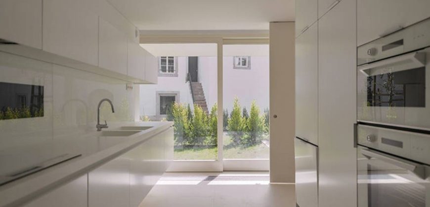 Квартира в Лиссабоне, Португалия, 208 м2