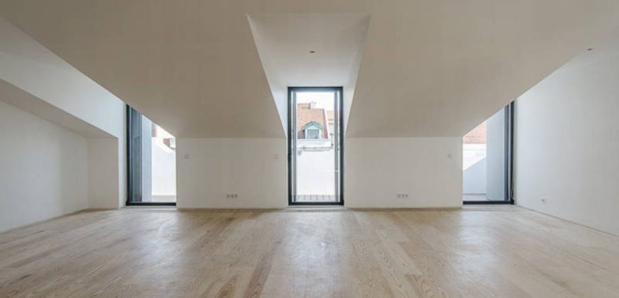 Квартира в Лиссабоне, Португалия, 228 м2