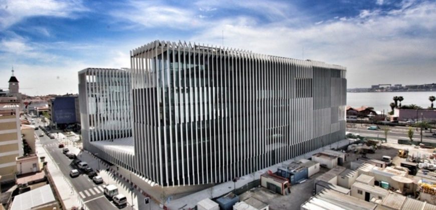 Квартира в Лиссабоне, Португалия, 240 м2