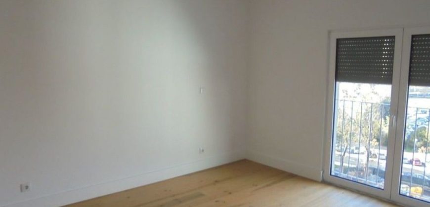 Квартира в Лиссабоне, Португалия, 270 м2