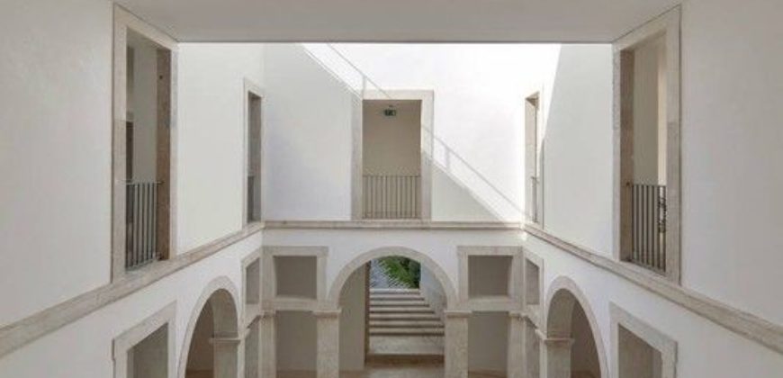 Квартира в Лиссабоне, Португалия, 354 м2