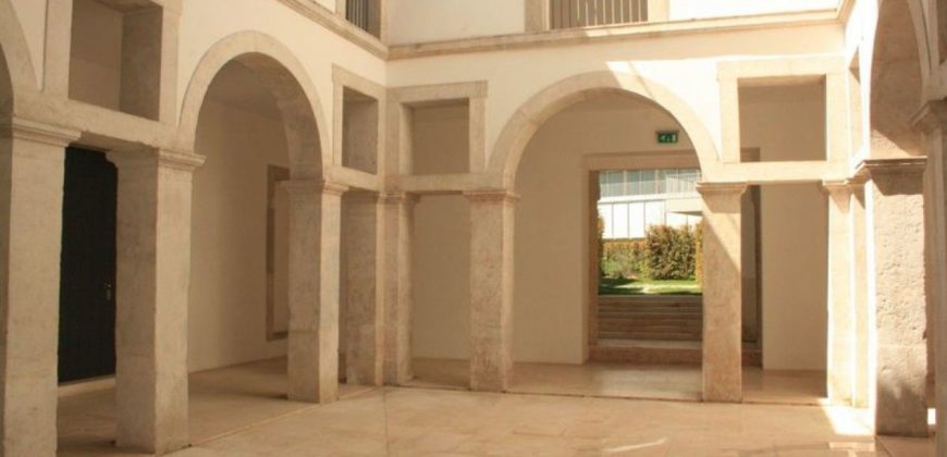 Квартира в Лиссабоне, Португалия, 354 м2