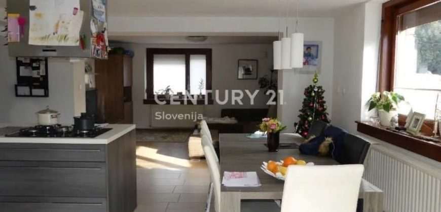 Квартира в Любляне, Словения, 82 м2