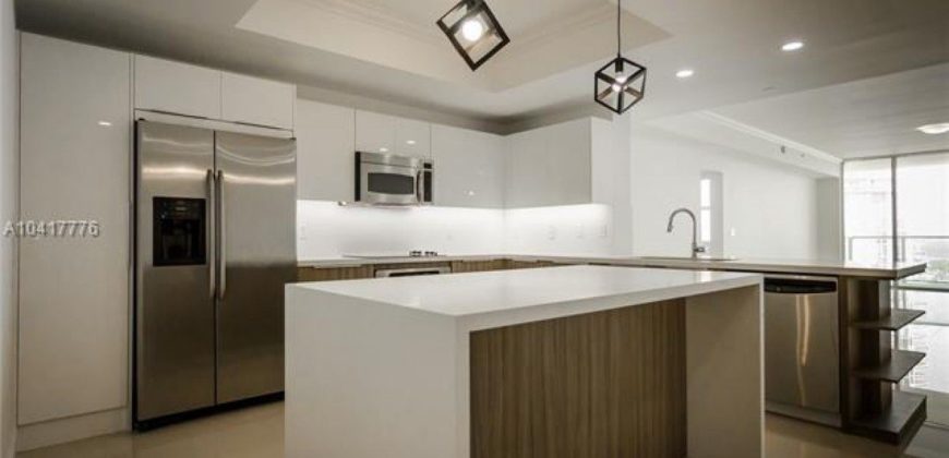 Квартира в Майами, США, 160 м2