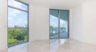 Квартира в Майами, США, 210 м2