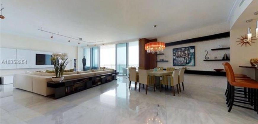 Квартира в Майами, США, 290 м2