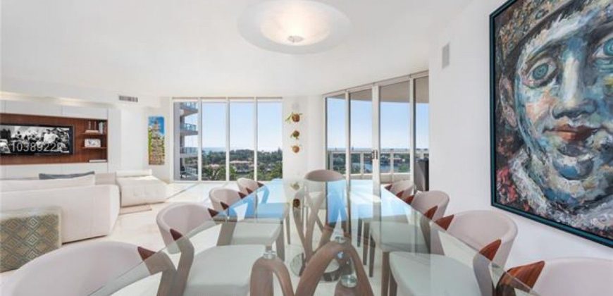 Квартира в Майами, США, 295 м2