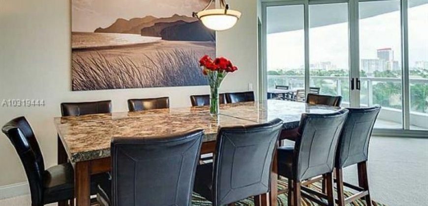 Квартира в Майами, США, 295 м2