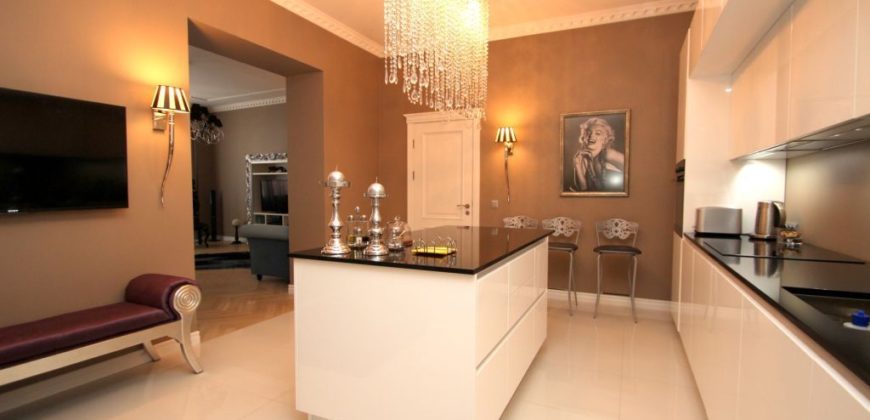 Квартира в Риге, Латвия, 202 м2